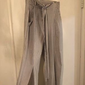 Dark blue/white Striped high waisted wide pants.